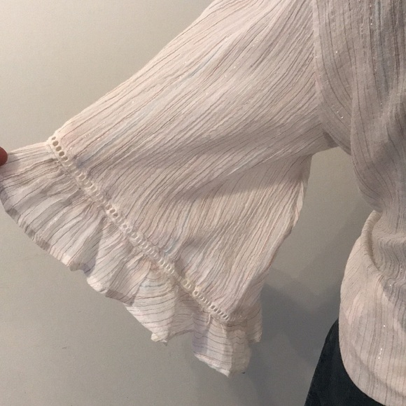 LC Lauren Conrad: Peasant Blouse w/ Bell Sleeves - Picture 6 of 11